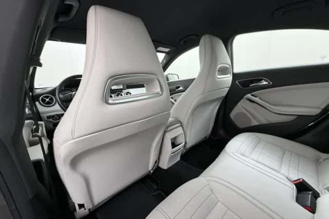 Mercedes-Benz CLA-Klasse (2013) thumbnail 16
