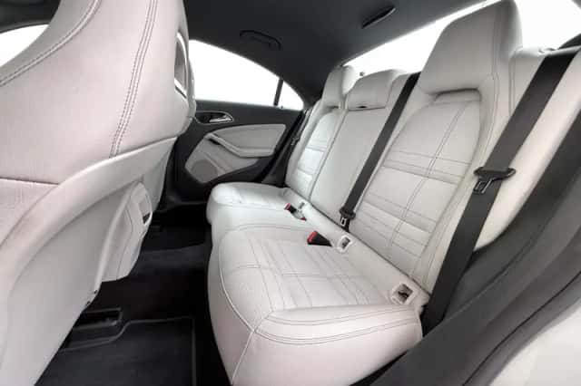 Mercedes-Benz CLA-Klasse (2013) thumbnail 17