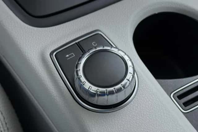 Mercedes-Benz CLA-Klasse (2013) thumbnail 30