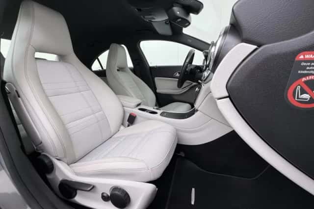 Mercedes-Benz CLA-Klasse (2013) thumbnail 32