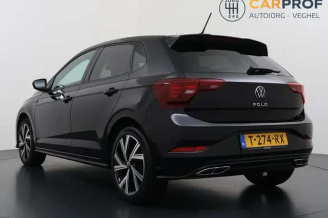 Volkswagen Polo (2023) thumbnail 2