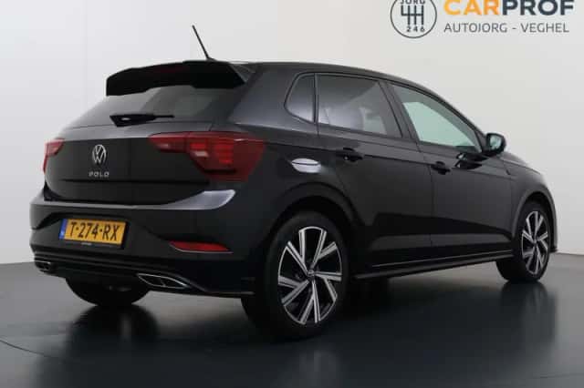 Volkswagen Polo (2023) thumbnail 3