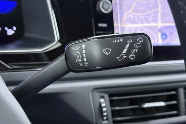 Volkswagen Polo (2023) thumbnail 22
