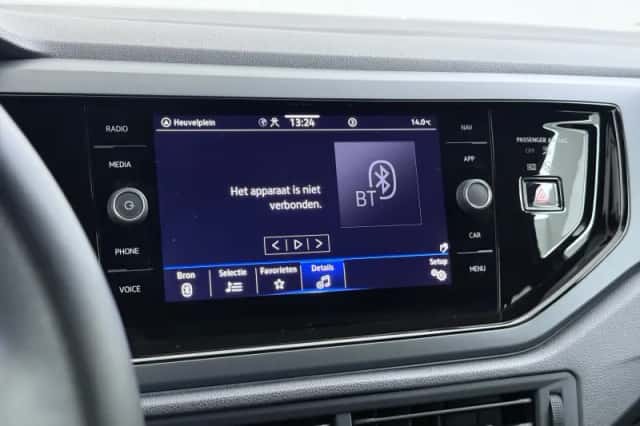 Volkswagen Polo (2023) thumbnail 29