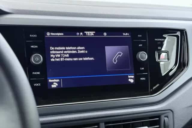Volkswagen Polo (2023) thumbnail 30