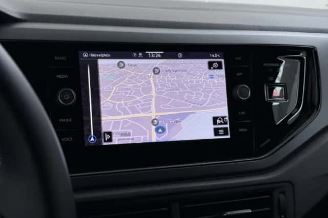 Volkswagen Polo (2023) thumbnail 31