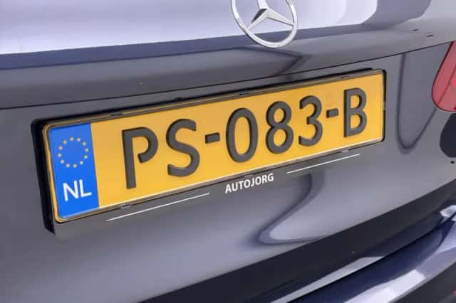 Mercedes-Benz GLC-Klasse (2017) thumbnail 16