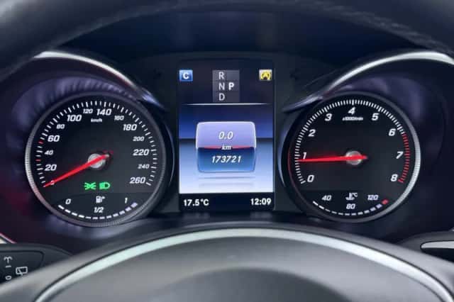 Mercedes-Benz GLC-Klasse (2017) thumbnail 9
