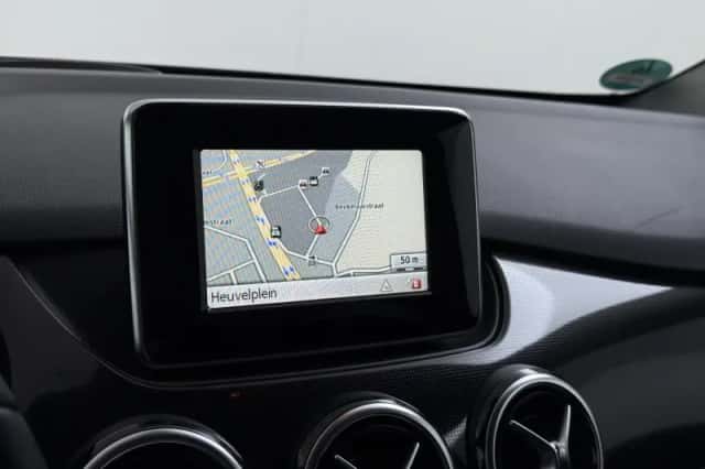 Mercedes-Benz B-Klasse (2012) thumbnail 12