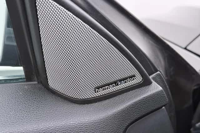 Mercedes-Benz E-Klasse (2010) thumbnail 11