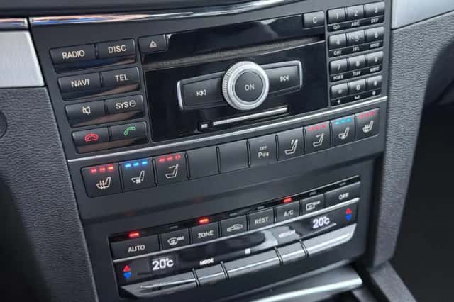 Mercedes-Benz E-Klasse (2010) thumbnail 14