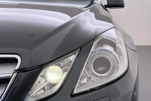 Mercedes-Benz E-Klasse (2010) thumbnail 20