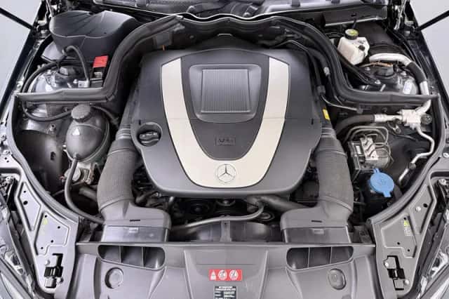 Mercedes-Benz E-Klasse (2010) thumbnail 21