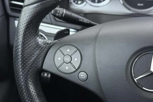 Mercedes-Benz E-Klasse (2010) thumbnail 30