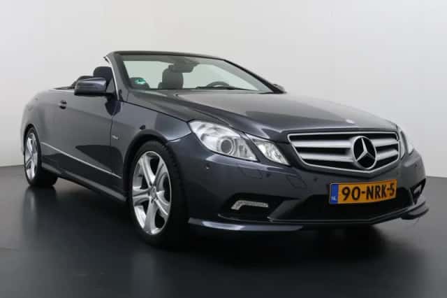 Mercedes-Benz E-Klasse (2010) thumbnail 4