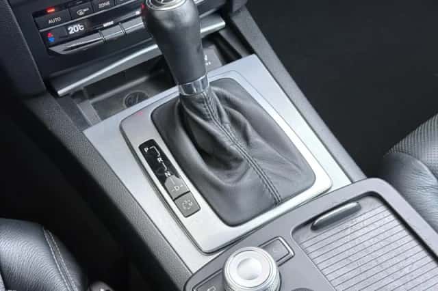 Mercedes-Benz E-Klasse (2010) thumbnail 34
