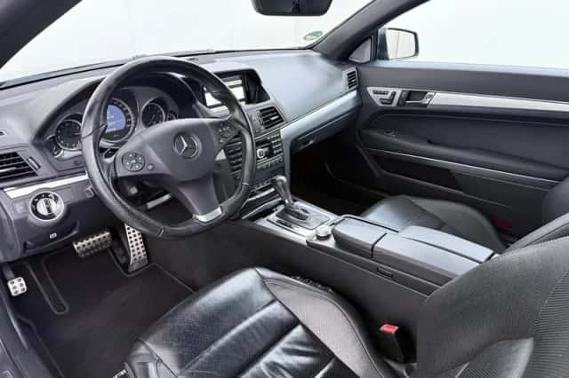 Mercedes-Benz E-Klasse (2010) thumbnail 6