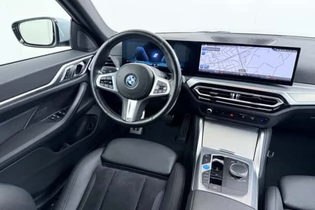 BMW i4 (2023) thumbnail 20