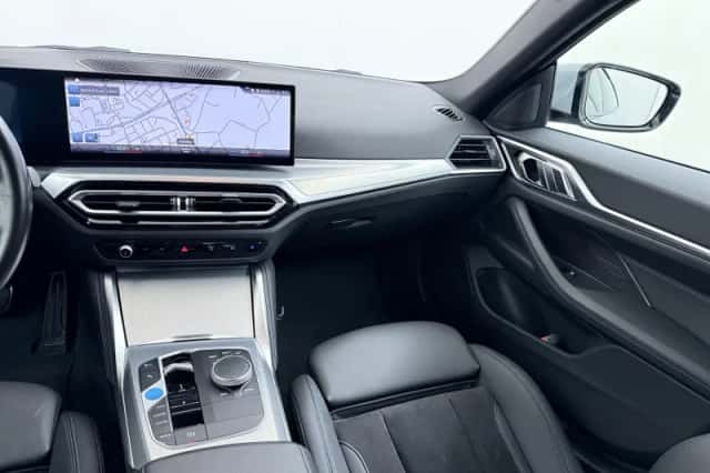 BMW i4 (2023) thumbnail 21