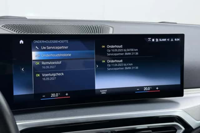 BMW i4 (2023) thumbnail 36