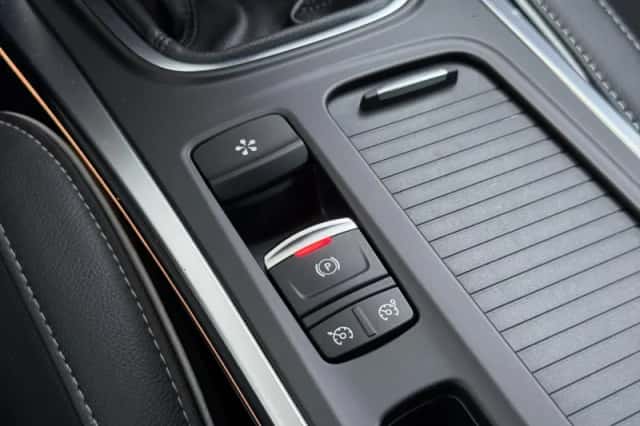 Renault Mégane (2020) thumbnail 37