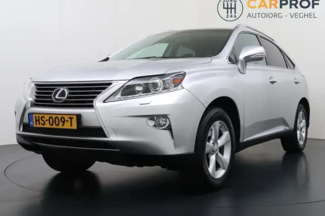 Lexus RX (2016) thumbnail 1