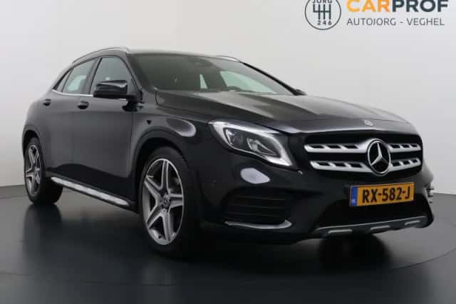 Mercedes-Benz GLA-Klasse (2018) thumbnail 4