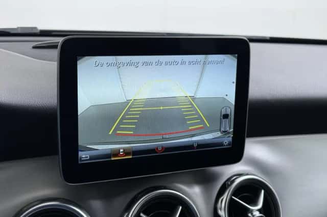 Mercedes-Benz GLA-Klasse (2018) thumbnail 33