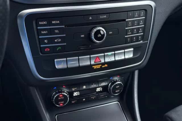 Mercedes-Benz GLA-Klasse (2018) thumbnail 34