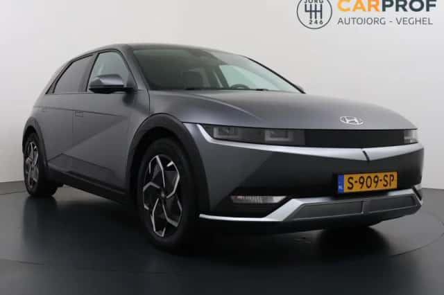 Hyundai Ioniq 5 (2023) thumbnail 4