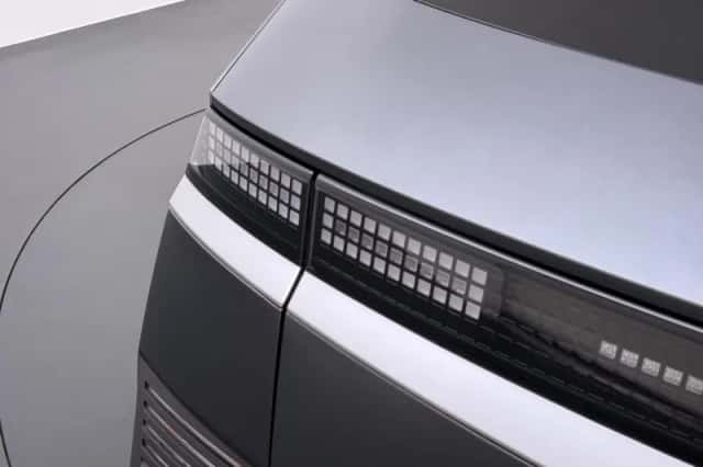 Hyundai Ioniq 5 (2023) thumbnail 5