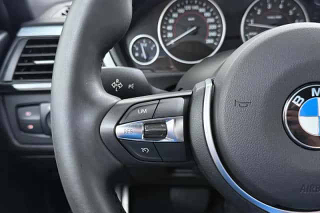 BMW 3-Serie (2015) thumbnail 26