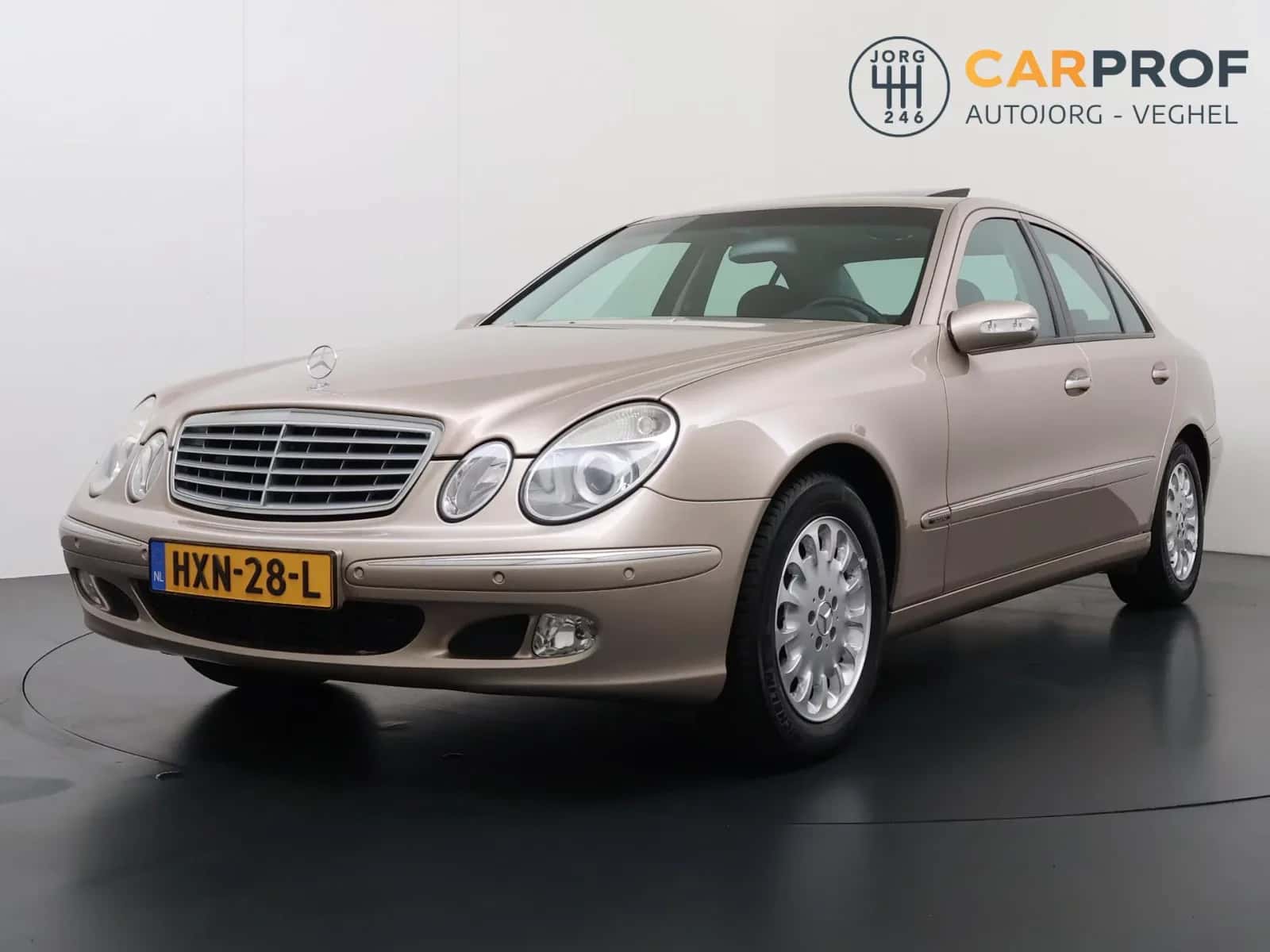 Mercedes-Benz E-Klasse (2003) — foto 1