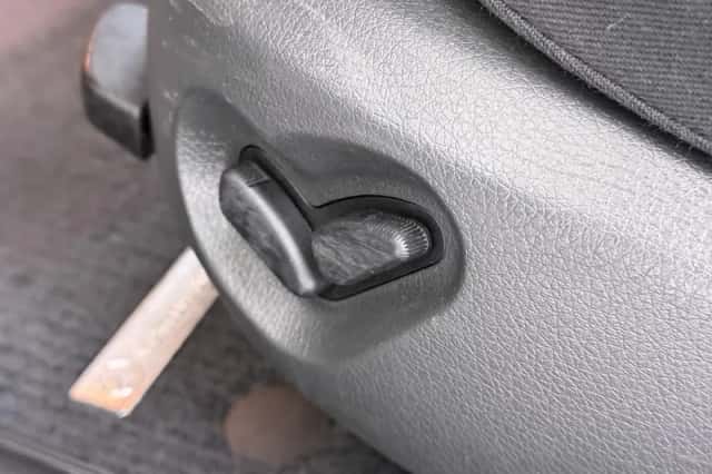 Mercedes-Benz E-Klasse (2003) thumbnail 15