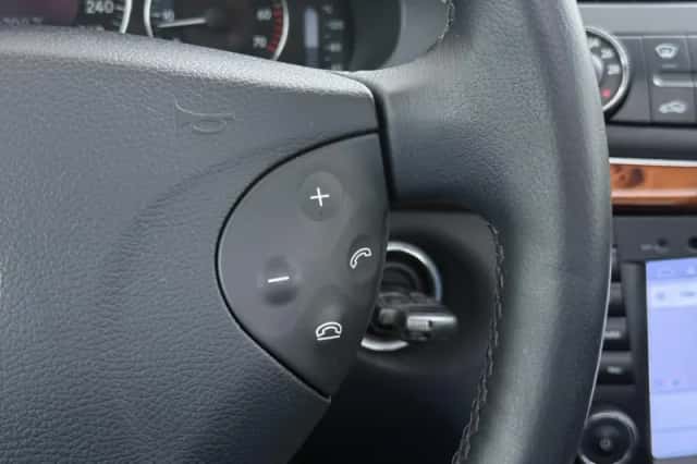 Mercedes-Benz E-Klasse (2003) thumbnail 26