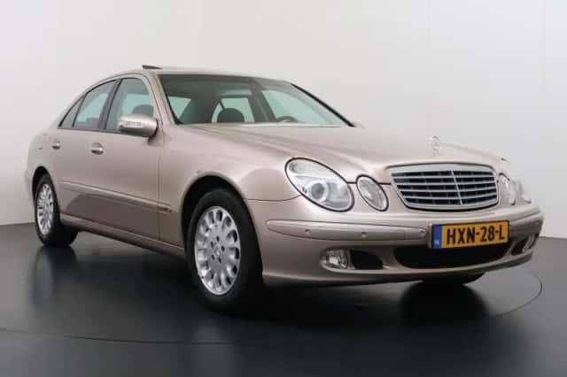 Mercedes-Benz E-Klasse (2003) thumbnail 4
