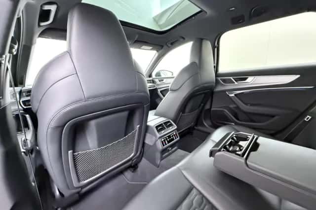 Audi A6 (2022) thumbnail 17