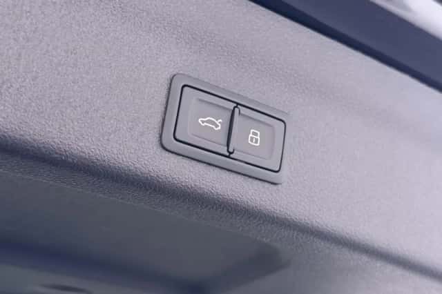Audi A6 (2022) thumbnail 7
