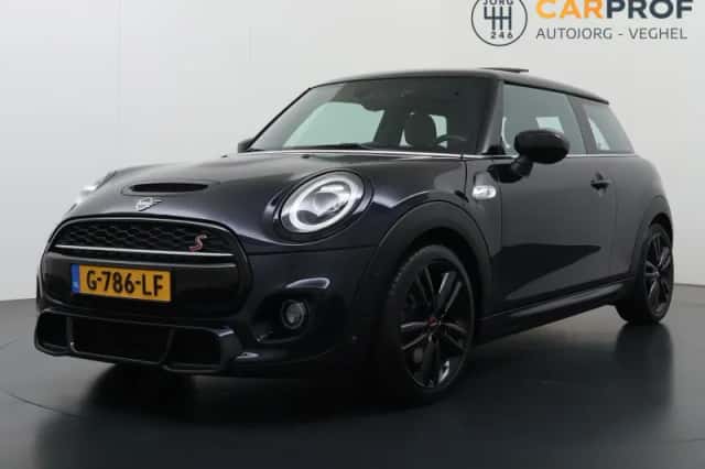 MINI Mini (2019) thumbnail 1