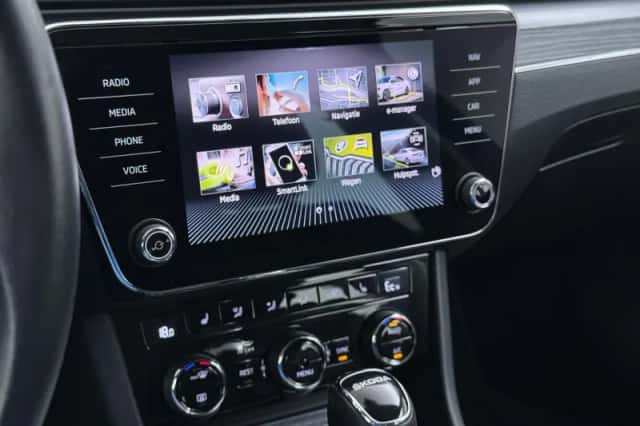 Škoda Superb (2022) thumbnail 12