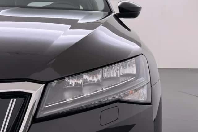 Škoda Superb (2022) thumbnail 20