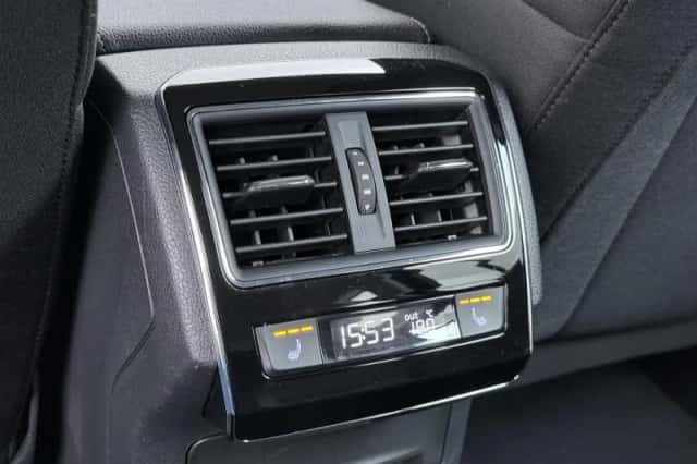 Škoda Superb (2022) thumbnail 25