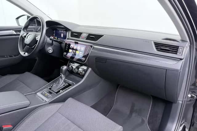 Škoda Superb (2022) thumbnail 37