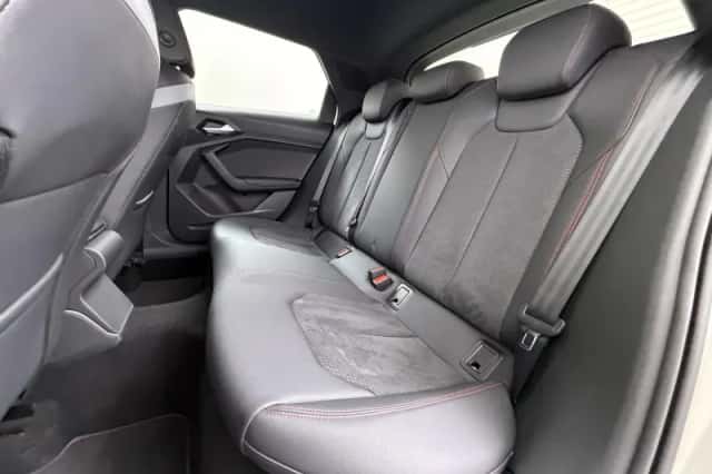 Audi A1 (2023) thumbnail 15
