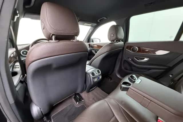 Mercedes-Benz GLC-Klasse (2016) thumbnail 16