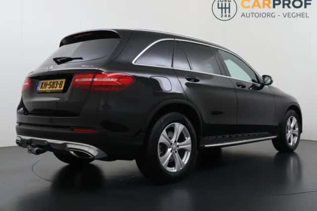 Mercedes-Benz GLC-Klasse (2016) thumbnail 3