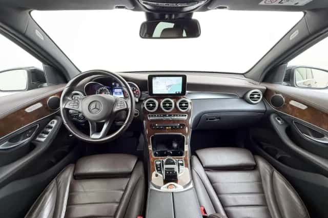 Mercedes-Benz GLC-Klasse (2016) thumbnail 5