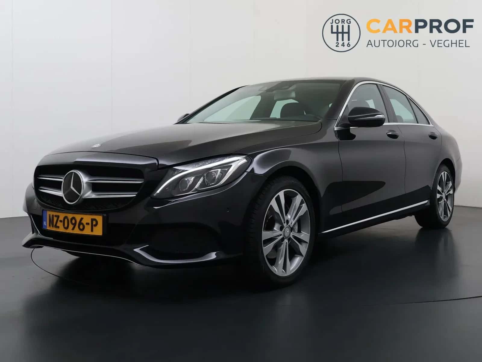 Mercedes-Benz C-Klasse (2015) — foto 1
