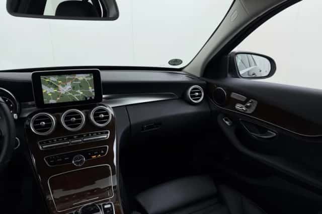 Mercedes-Benz C-Klasse (2015) thumbnail 23