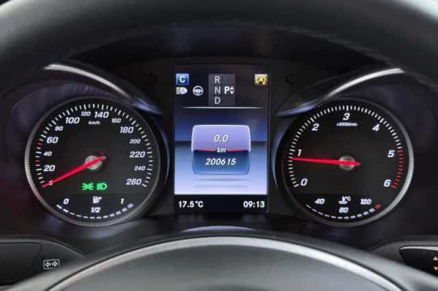 Mercedes-Benz C-Klasse (2015) thumbnail 28